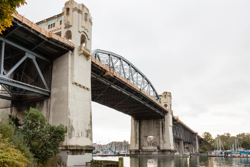 Illustration for article titled Pics from the (Bridge)side: 2016-10-16 Over Burrard Street Bridge